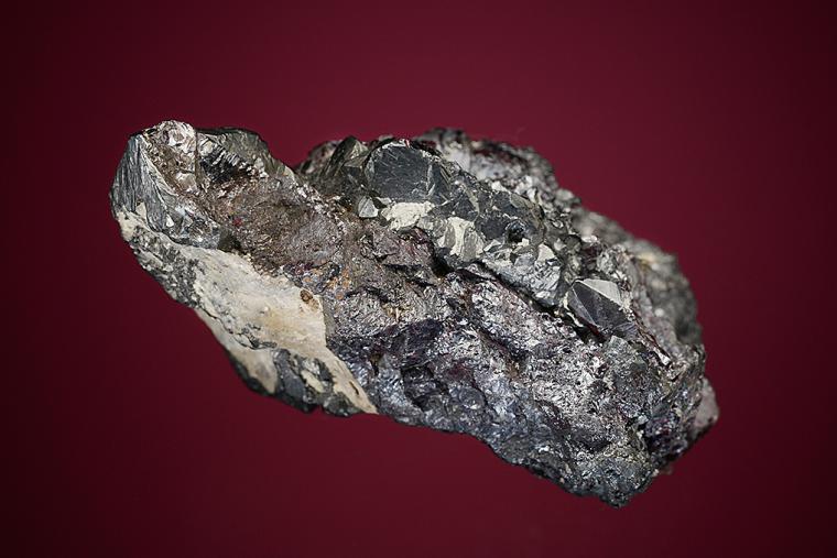 ACANTHITE on PYRARGYRITE